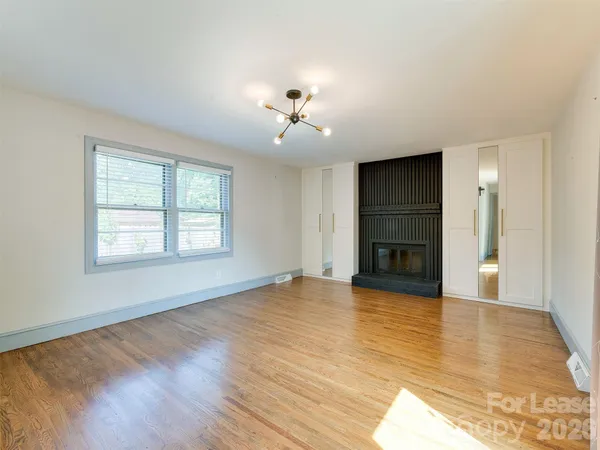 $2,900 | 3921 Sheffield Drive, Charlotte, NC 28205