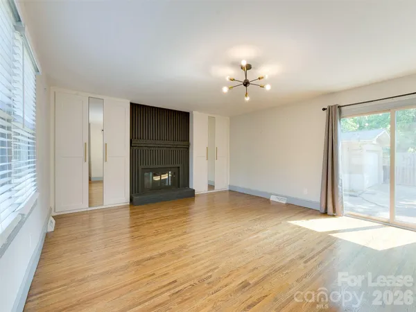 $2,900 | 3921 Sheffield Drive, Charlotte, NC 28205