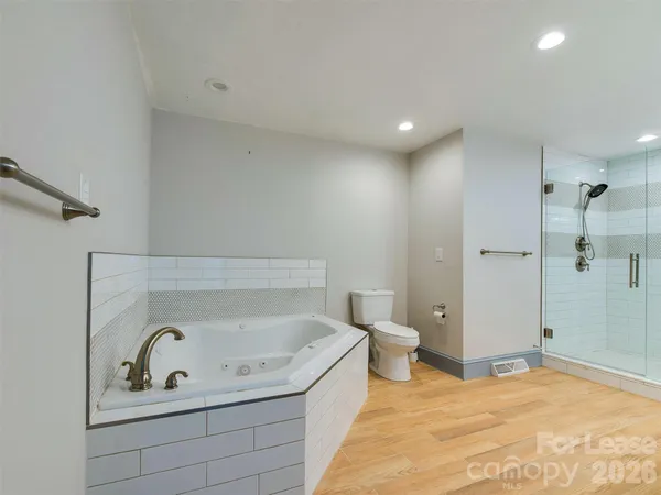 $2,900 | 3921 Sheffield Drive, Charlotte, NC 28205