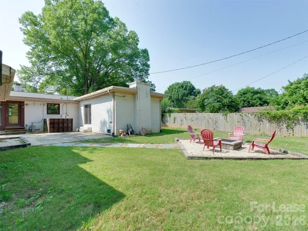 $2,900 | 3921 Sheffield Drive, Charlotte, NC 28205