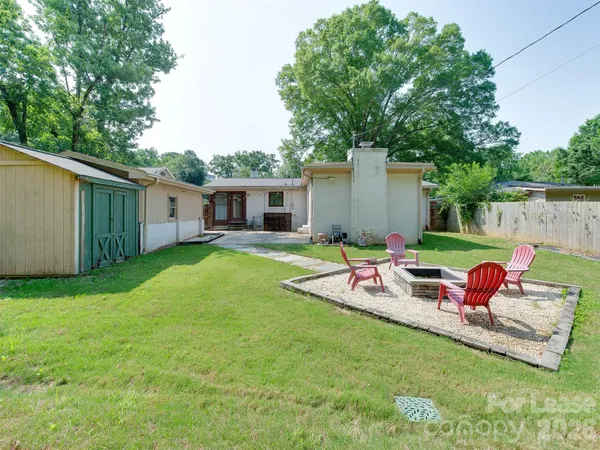 $2,900 | 3921 Sheffield Drive, Charlotte, NC 28205