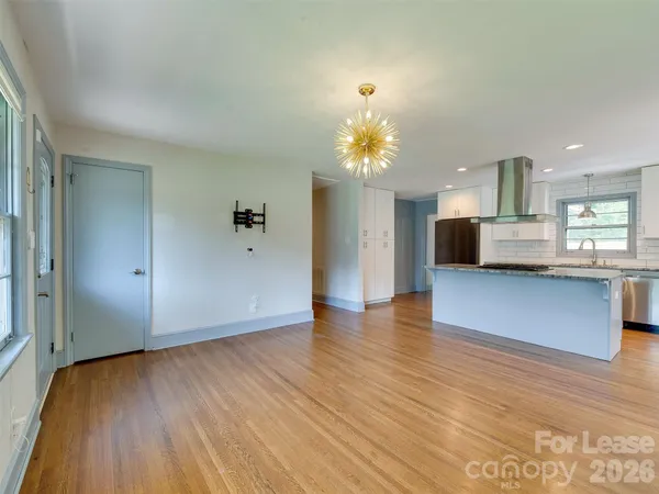 $2,900 | 3921 Sheffield Drive, Charlotte, NC 28205