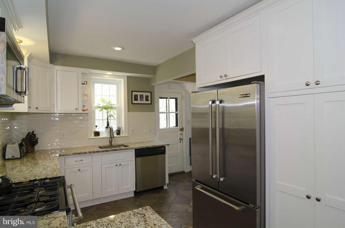 2815 Rittenhouse Street Northwest Washington, DC 20015 - Photo 10 of 30 Kitchen