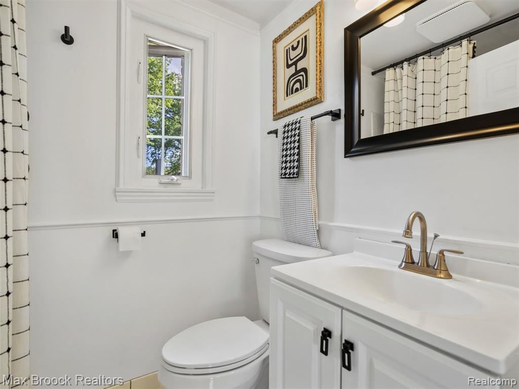 702 Graefield Court Birmingham, MI 48009 - Photo 19 of 26