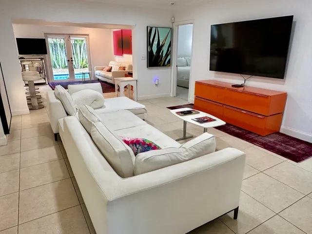 $6,250 | 801 Northwest 6th Drive, Boca Raton, FL 33486