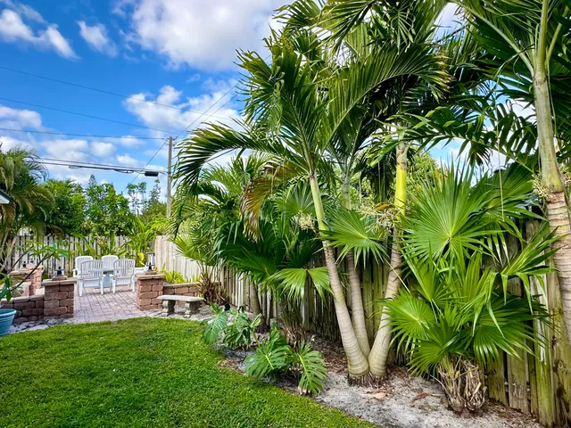 $6,250 | 801 Northwest 6th Drive, Boca Raton, FL 33486