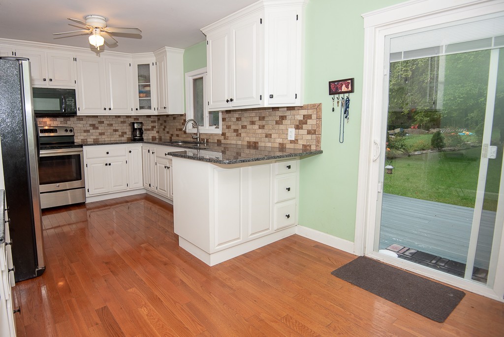 87 Larned Road Oxford, MA 01540 - Photo 6 of 28 Gallery Image 6