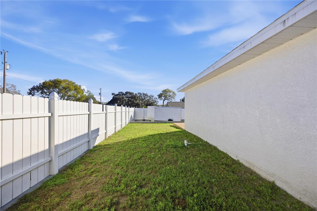 14185 Dorado Street Spring Hill, FL 34609 - Photo 25 of 32