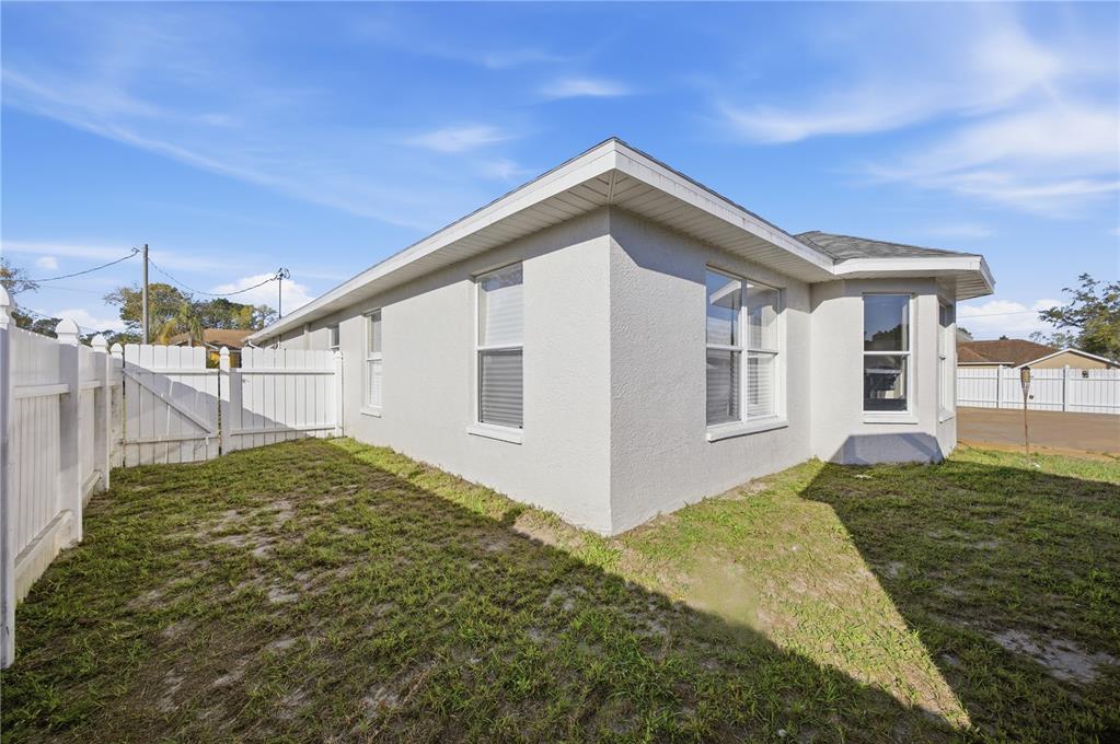 14185 Dorado Street Spring Hill, FL 34609 - Photo 28 of 32