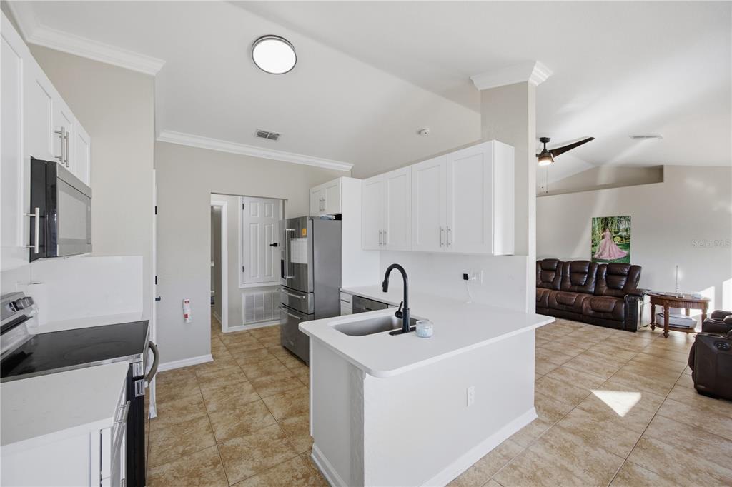 14185 Dorado Street Spring Hill, FL 34609 - Photo 9 of 32