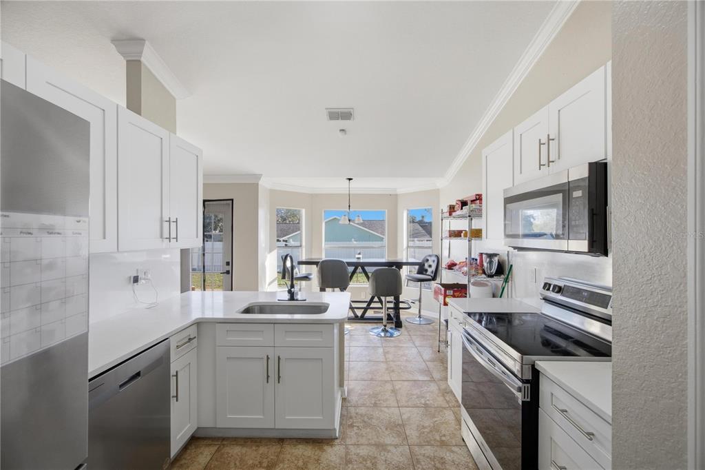 14185 Dorado Street Spring Hill, FL 34609 - Photo 10 of 32