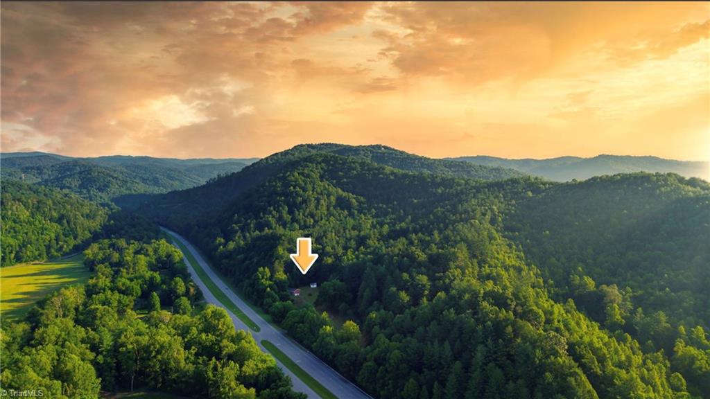 11526 Highway 421 Purlear, NC 28665 - Photo 35 of 45