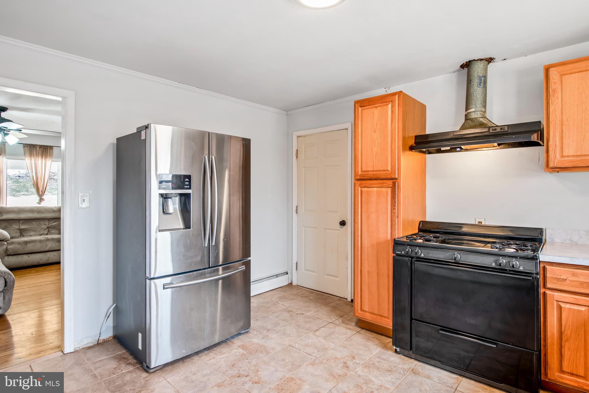 8966 Hawbottom Road Middletown, MD 21769 - Photo 5 of 23