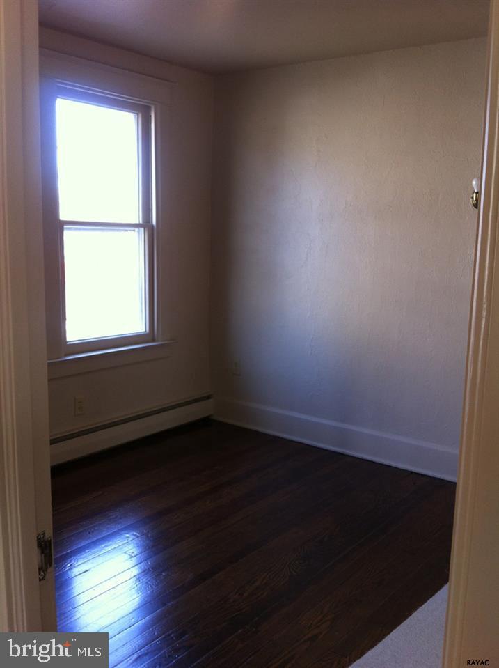 4041 Fox Run Road Dover, PA 17315 - Photo 21 of 36 Gallery Image 21