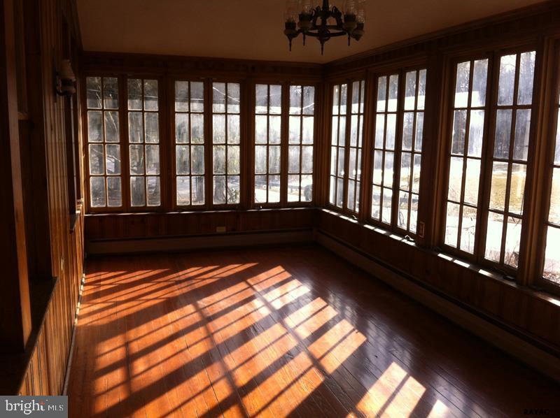 4041 Fox Run Road Dover, PA 17315 - Photo 25 of 36 Gallery Image 25