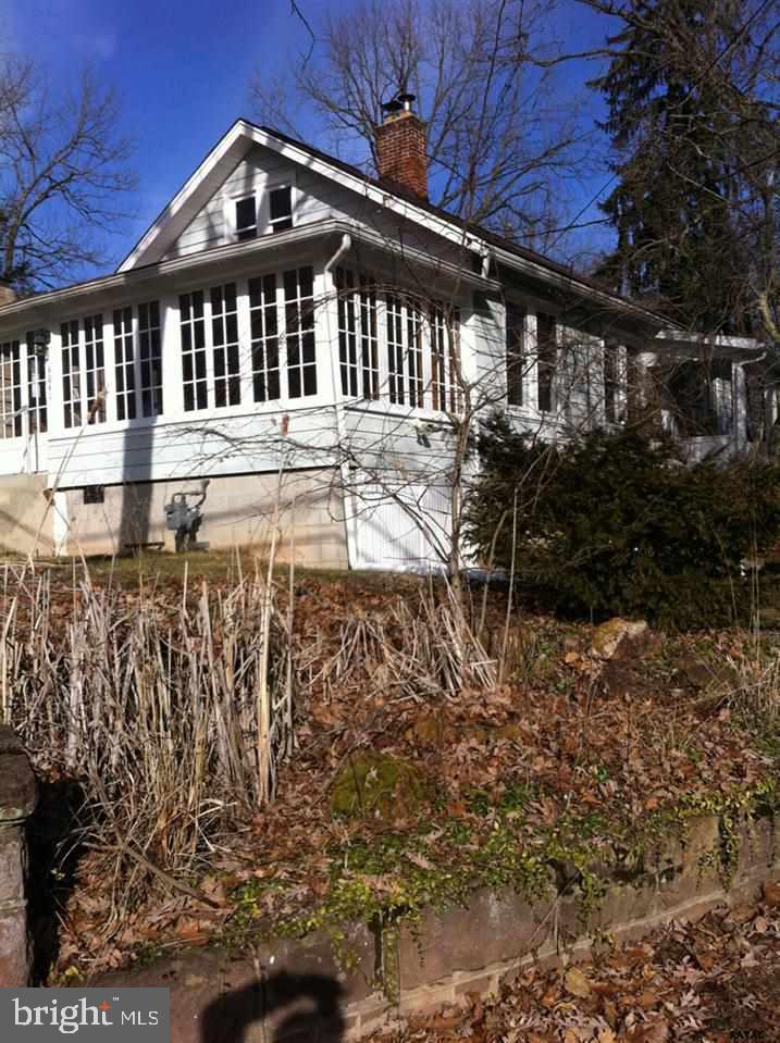 4041 Fox Run Road Dover, PA 17315 - Photo 3 of 36 Gallery Image 3