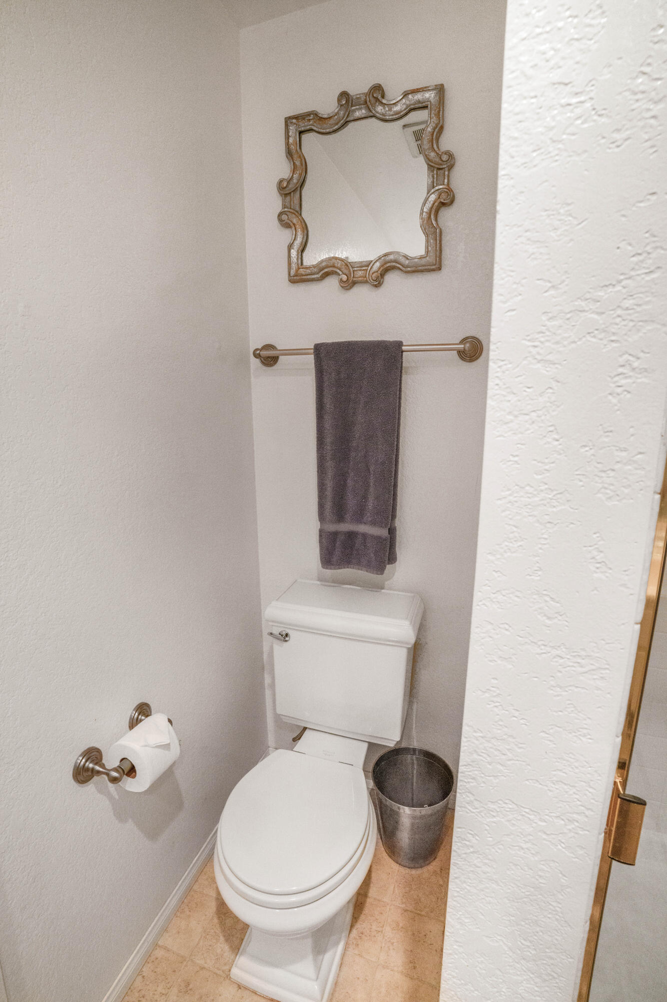 3375 Foothill Road, Unit 1132 Carpinteria, CA 93013 - Photo 13 of 41 Guest Bath