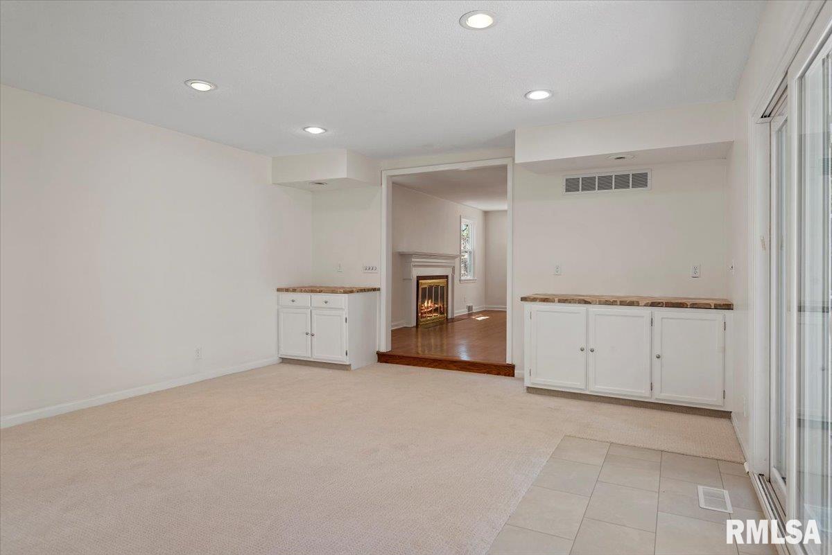 1820 Noble Avenue Springfield, IL 62704 - Photo 11 of 50 Gallery Image 11