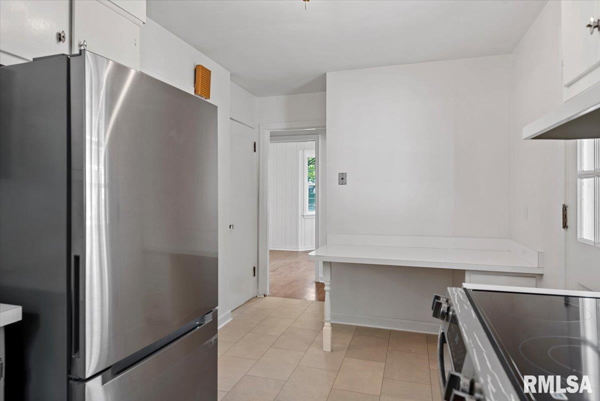1820 Noble Avenue Springfield, IL 62704 - Photo 17 of 50 Gallery Image 17