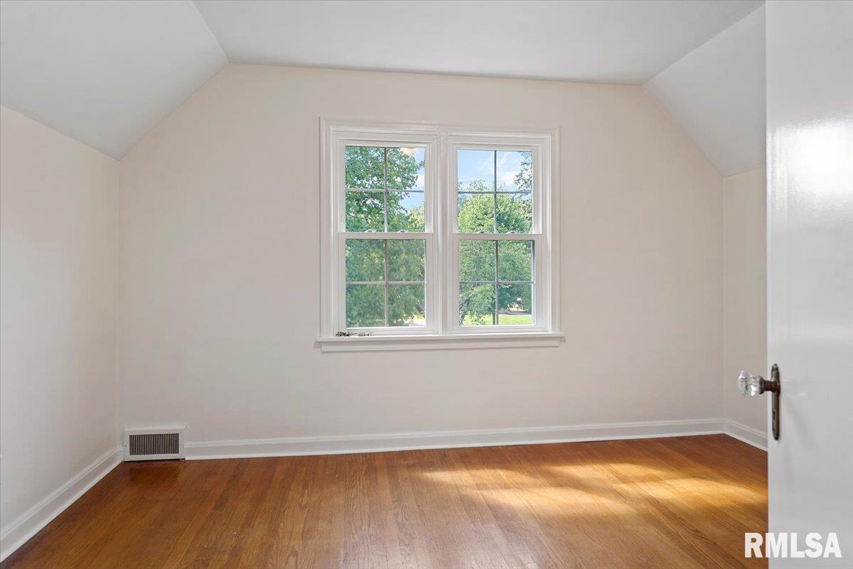 1820 Noble Avenue Springfield, IL 62704 - Photo 23 of 50 Gallery Image 23