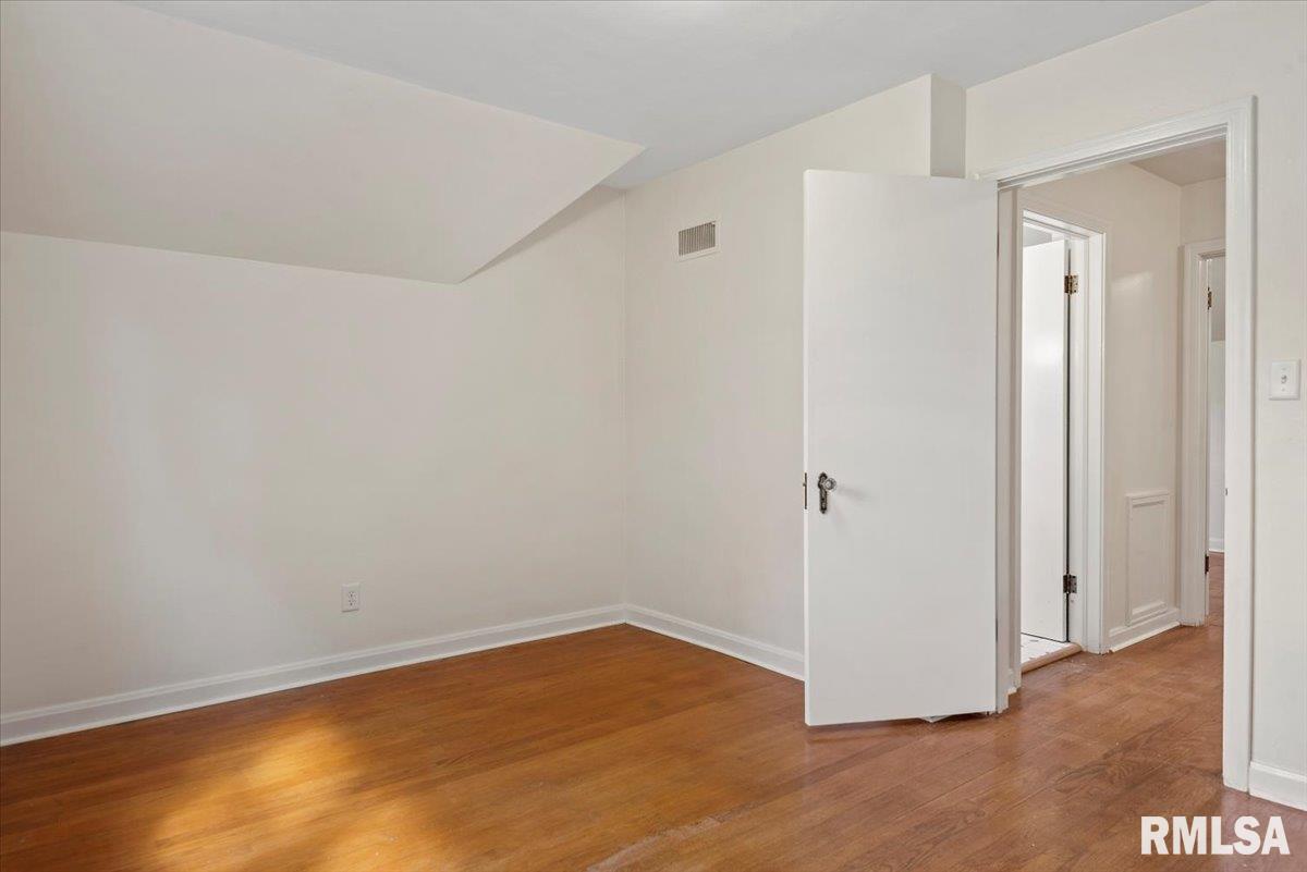 1820 Noble Avenue Springfield, IL 62704 - Photo 24 of 50 Gallery Image 24