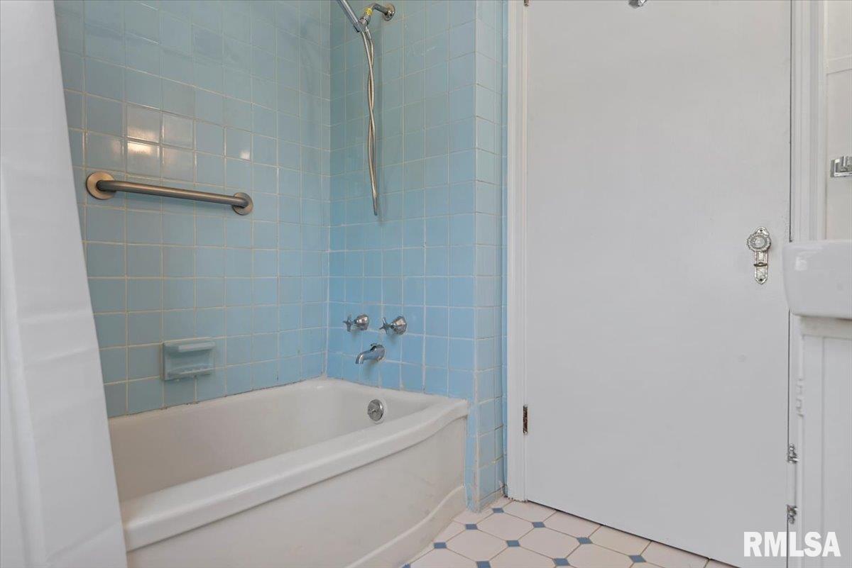 1820 Noble Avenue Springfield, IL 62704 - Photo 27 of 50 Gallery Image 27