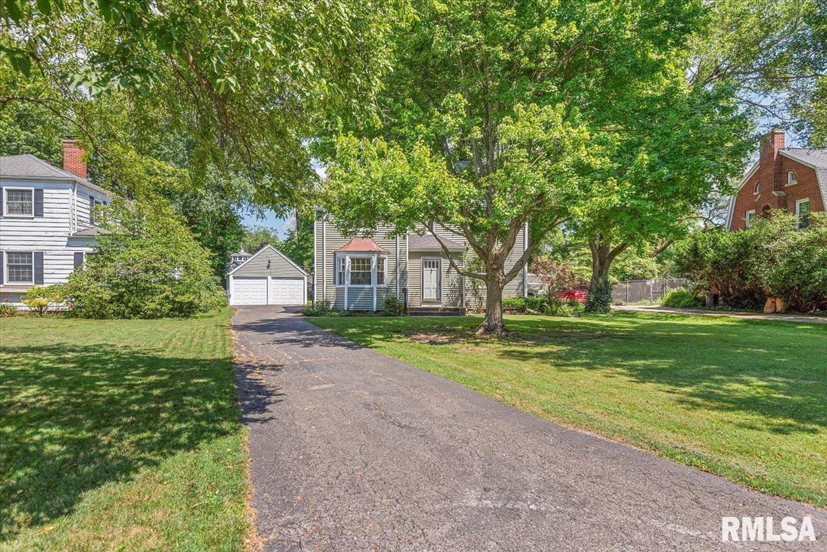 1820 Noble Avenue Springfield, IL 62704 - Photo 4 of 50 Gallery Image 4