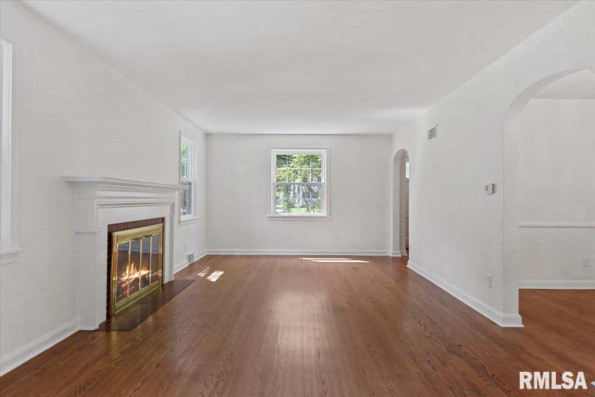 1820 Noble Avenue Springfield, IL 62704 - Photo 8 of 50 Gallery Image 8