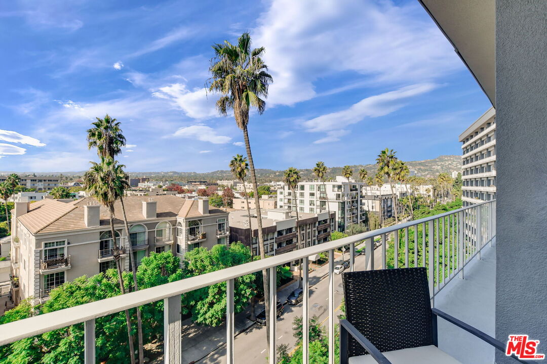 100 South Doheny Drive, Unit 705 Los Angeles, CA 90048 - Photo 19 of 43