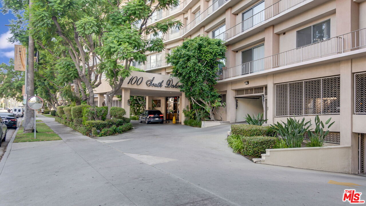 100 South Doheny Drive, Unit 705 Los Angeles, CA 90048 - Photo 42 of 43