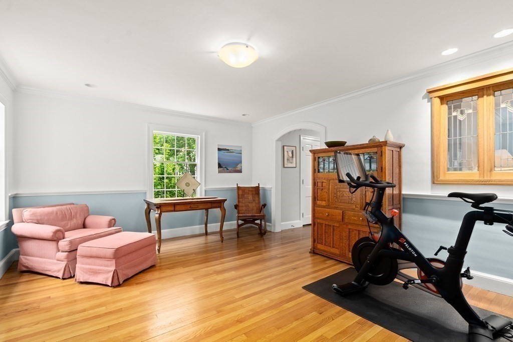 72 Fairlee Road Newton, MA 02468 - Photo 11 of 40
