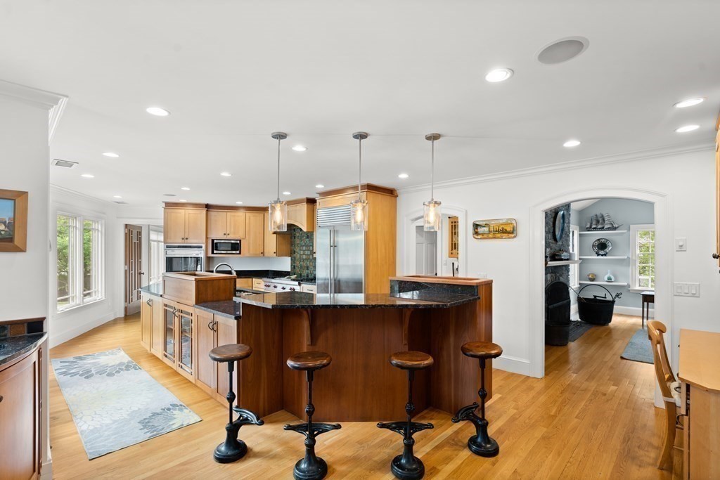 72 Fairlee Road Newton, MA 02468 - Photo 12 of 40