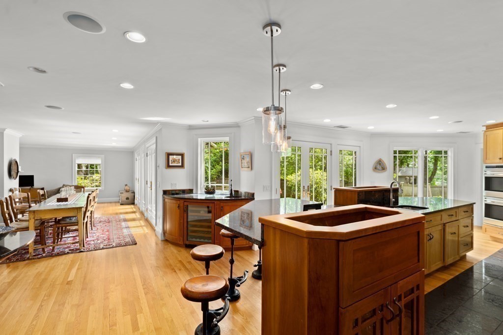 72 Fairlee Road Newton, MA 02468 - Photo 13 of 40