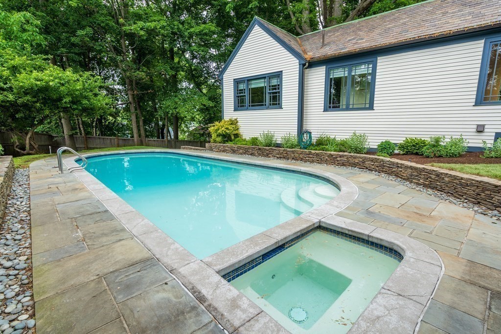 72 Fairlee Road Newton, MA 02468 - Photo 39 of 40