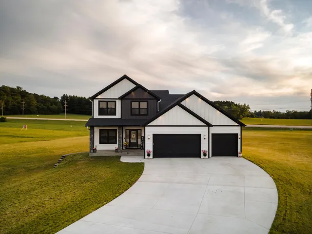$799,900 | 1205 Skyview Circle Northwest, Rochester, MN 55901