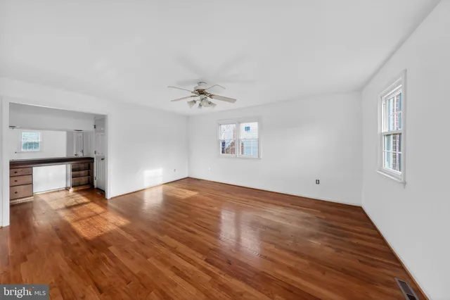 $599,900 | 6 Kings Grant Road, Hockessin, DE 19707