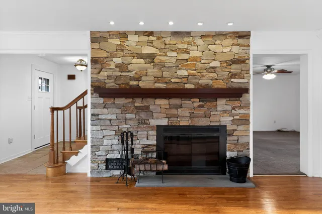 $599,900 | 6 Kings Grant Road, Hockessin, DE 19707