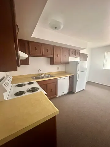 $1,300 | 1124 Camellia Drive, Unit 3, Munster, IN 46321