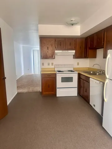 $1,300 | 1124 Camellia Drive, Unit 3, Munster, IN 46321