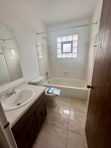 $1,300 | 1124 Camellia Drive, Unit 3, Munster, IN 46321