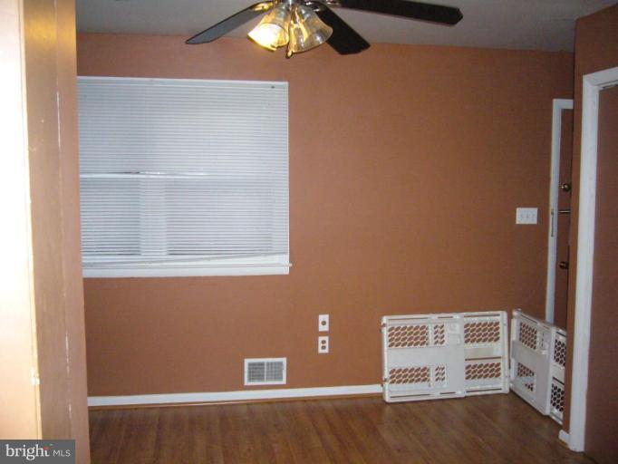 5510 Heatherwood Road Halethorpe, MD 21227 - Photo 5 of 15 Dining Area