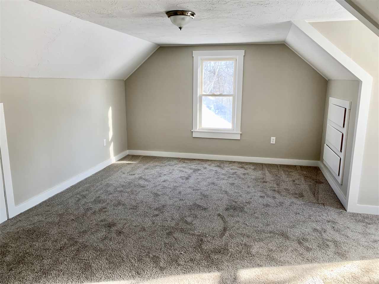 373 Hill Road Franklin, NH 03235 - Photo 14 of 20