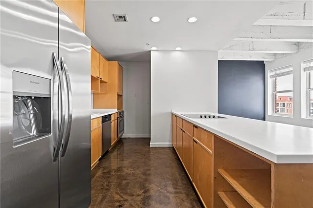 $215,000 | 21 West 10th Street, Unit 7A, Kansas City, MO 64105