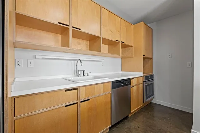 $215,000 | 21 West 10th Street, Unit 7A, Kansas City, MO 64105