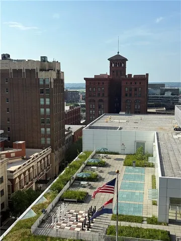 $215,000 | 21 West 10th Street, Unit 7A, Kansas City, MO 64105