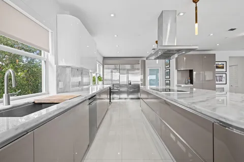 $3,195,000 | 1050 Seminole Drive, Unit PHB, Fort Lauderdale, FL 33304