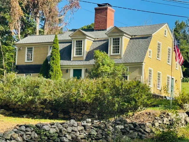 $299,900 | 9 Main Street, Hampton, CT 06247