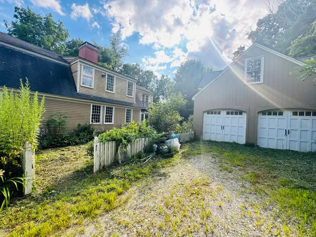 $299,900 | 9 Main Street, Hampton, CT 06247