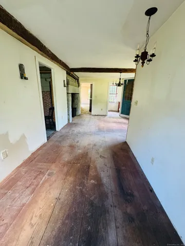 $299,900 | 9 Main Street, Hampton, CT 06247