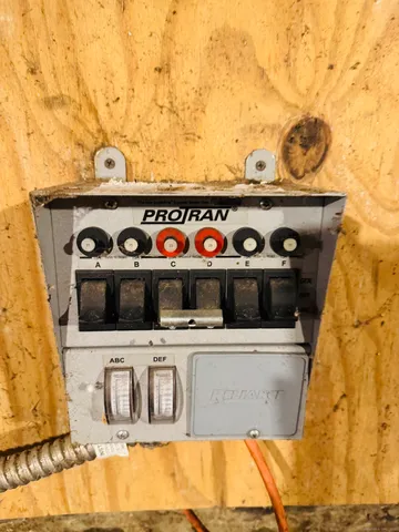 $299,900 | 9 Main Street, Hampton, CT 06247